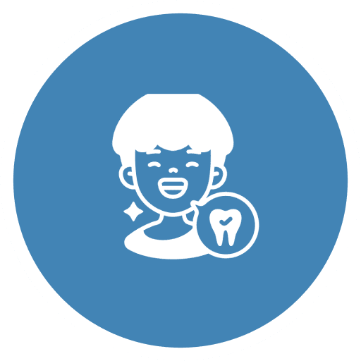 Icon of a smiling child with a tooth symbol, set in a blue circle.