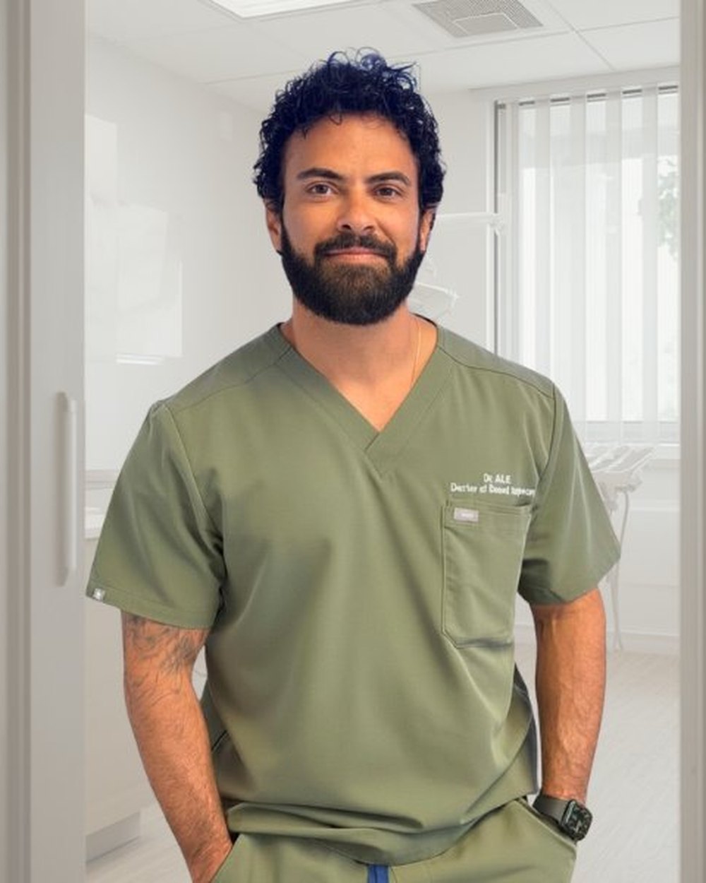 Dr. Ali Esfahani, dentist in Century City